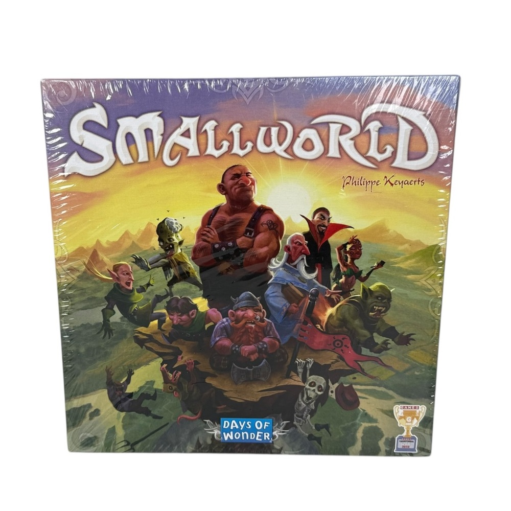 Small World Board Game Days Of Wonder Sealed / Broken Plastic Wrap